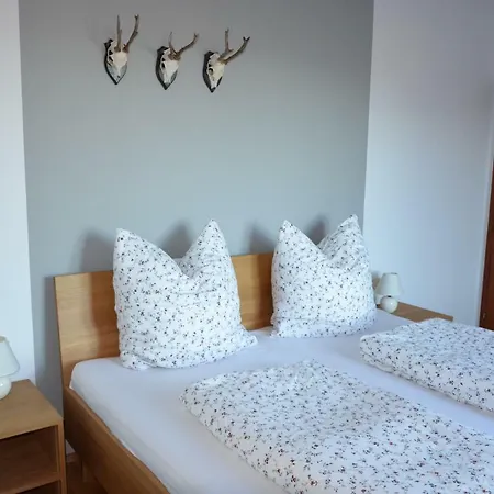 Ferienhaus Matzler שוורצנברג אים ברגנצרוואלד